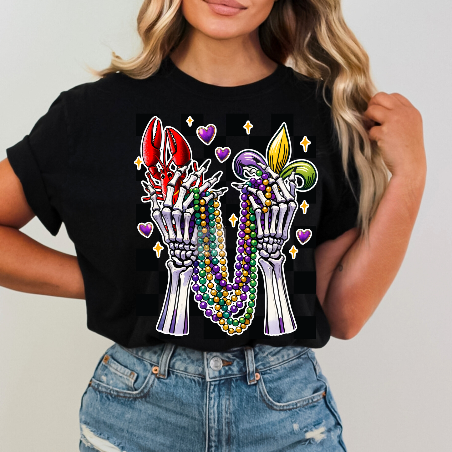 Skelly hands Mardi Gras